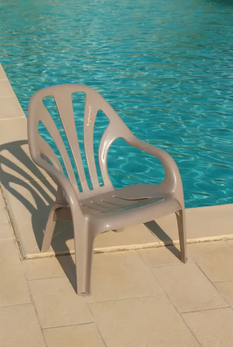 Fauteuil bas Bol&eacute;ro